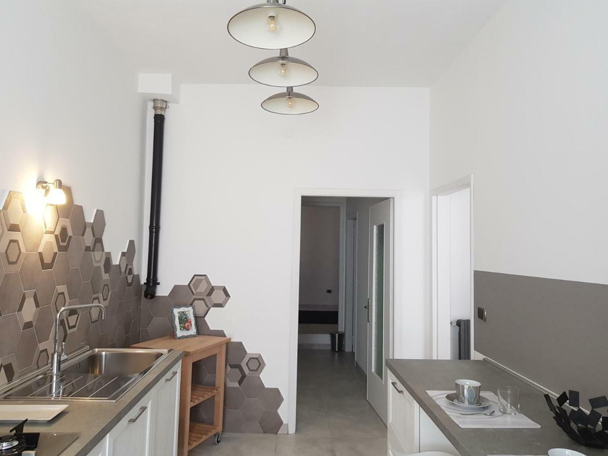 Modern Flat With Panoramic Terrace In Zuccarello Apartment Exterior foto